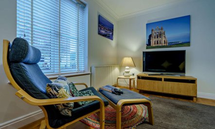 1 Bed in Whitby 9
