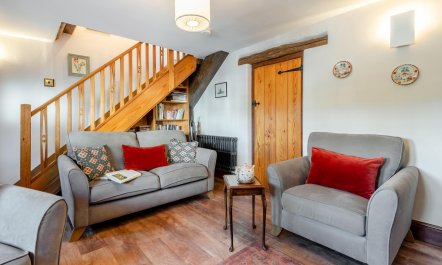 2 Bed in Hope Valley 2