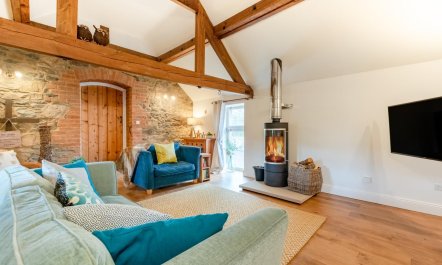 2 Bed in Ashbourne 1