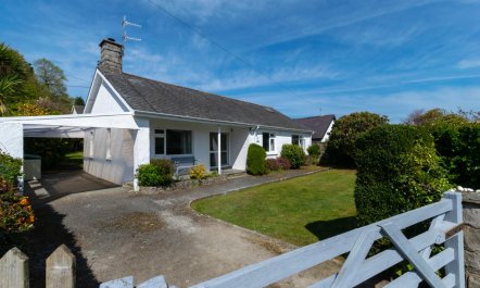 4 Bed in Llanbedrog 8