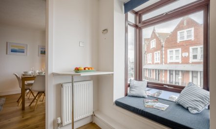 2 Bed in Swanage 9