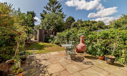 3 Bed in Bromeswell 1