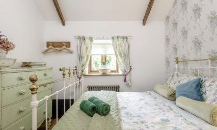 2 Bed in Torrington 2