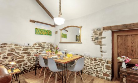 2 Bed in Torrington 6