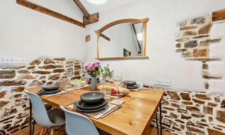 2 Bed in Torrington 4