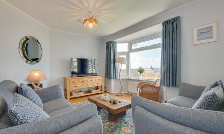 3 Bed in Porthleven 6