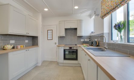 3 Bed in Porthleven 5