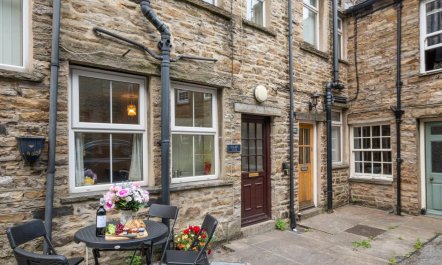 2 Bed in Hawes 2