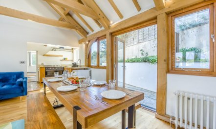 4 Bed in Eastbridge 7