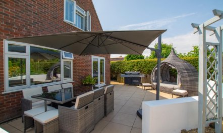 5 Bed in Bodham 0