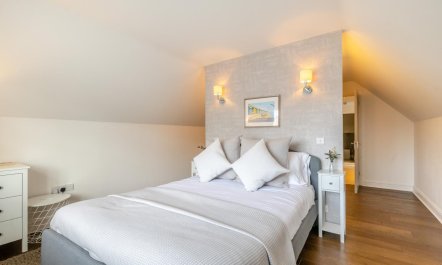 5 Bed in Bodham 7