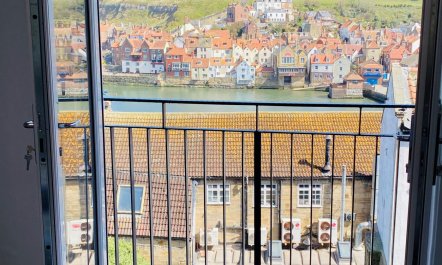 2 Bed in Whitby 8