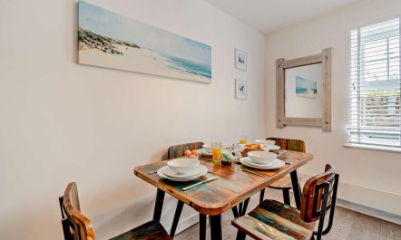2 Bed in Broad Haven 5