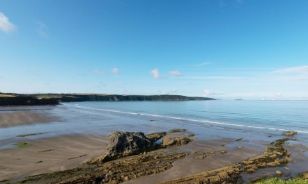 2 Bed in Broad Haven 1