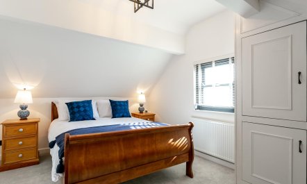 1 Bed in Whitby 4
