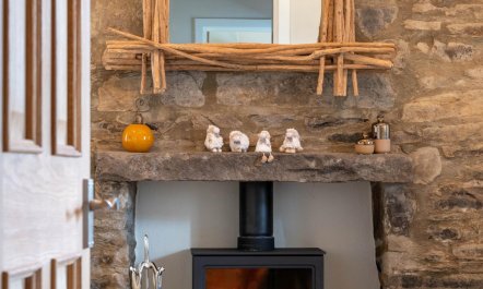 3 Bed in Bainbridge 4