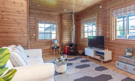 2 Bed in Menai Bridge 3