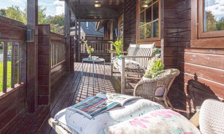 2 Bed in Menai Bridge 9