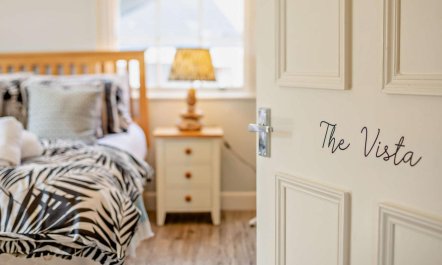 3 Bed in Dartmouth 9