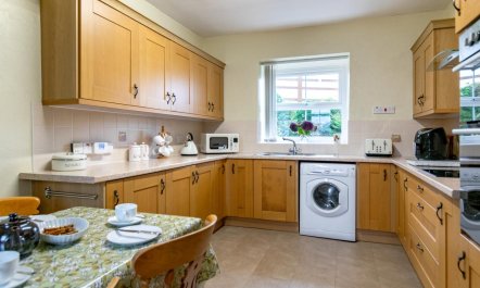 3 Bed in Caerhun 8