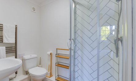 2 Bed in Walberswick 6