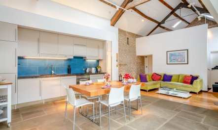 3 Bed in Middleton 2