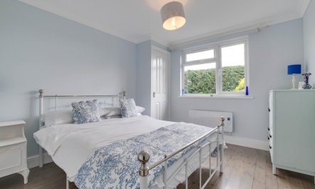 3 Bed in Knodishall 8