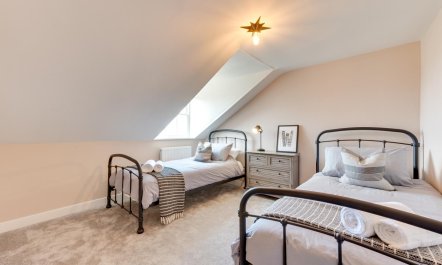 4 Bed in Southwold 8