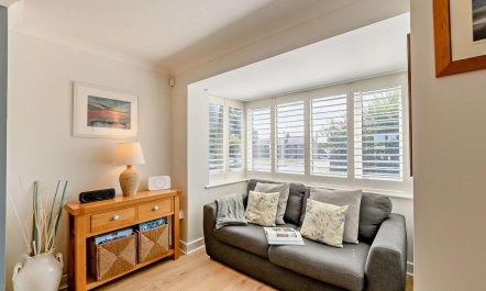 4 Bed in Seahouses 2