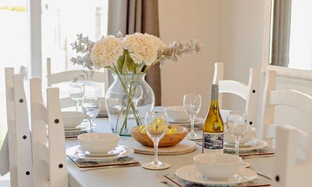 4 Bed in Seahouses 9