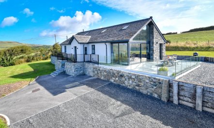 4 Bed in Aberdaron 5