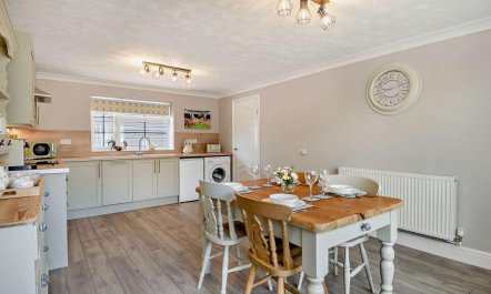 2 Bed in Gimingham 6