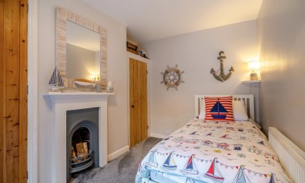 3 Bed in Whitby 6
