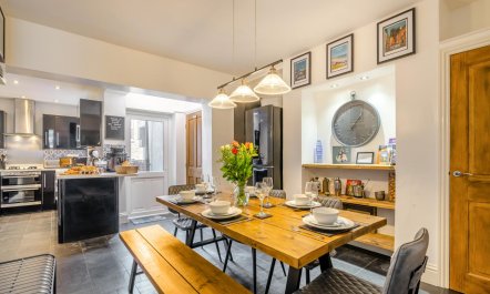 3 Bed in Whitby 4