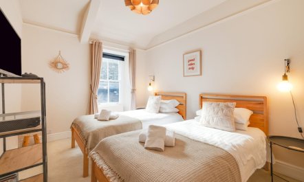 3 Bed in Windermere 8