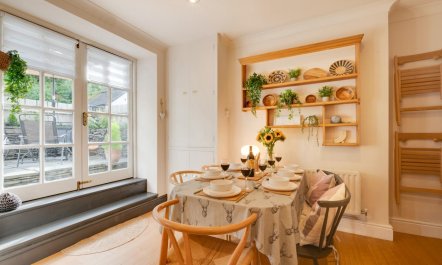 3 Bed in Windermere 2