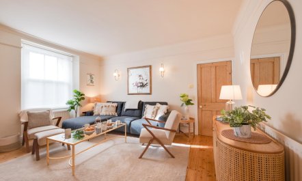 3 Bed in Windermere 1