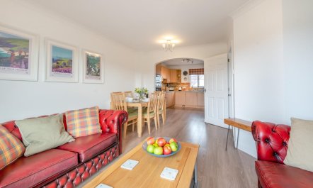 3 Bed in Broad Haven 5