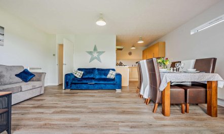 2 Bed in Saundersfoot 1