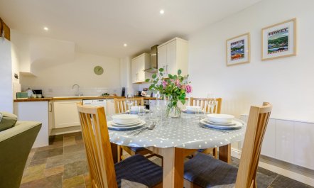 2 Bed in Lanteglos 8