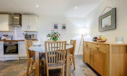 2 Bed in Lanteglos 7