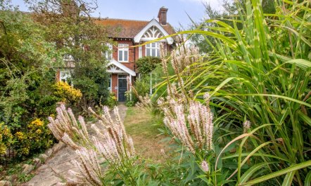 5 Bed in Walberswick 2