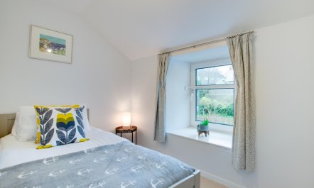 2 Bed in St. Ives 6