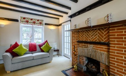 4 Bed in West Runton 7