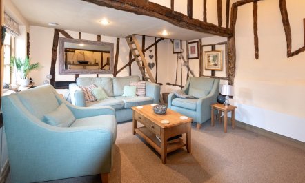 2 Bed in Bramfield 4