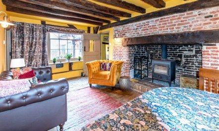 2 Bed in Bramfield 2