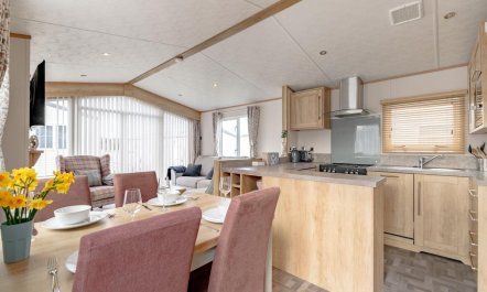 3 Bed in Llanbedrog 2