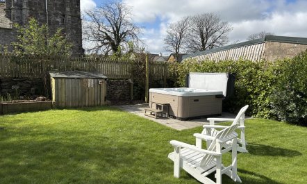 4 Bed in West Down 2