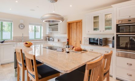 3 Bed in Reynoldston 8