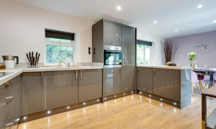 1 Bed in Carmarthen 4